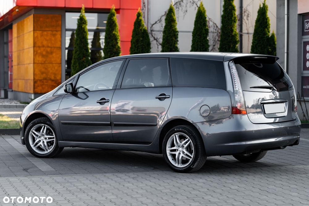 Mitsubishi Grandis 2.4 Invite - 14