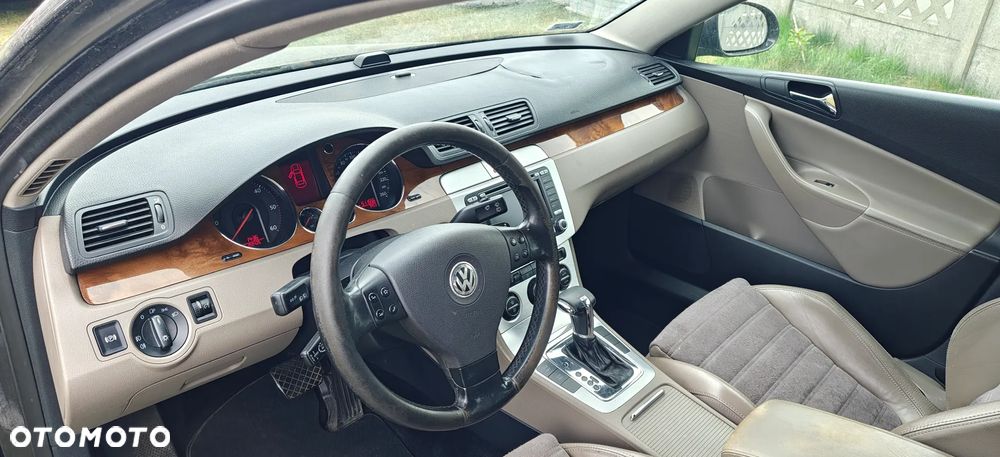 Volkswagen Passat 2.0 TDI DPF Highline DSG - 12