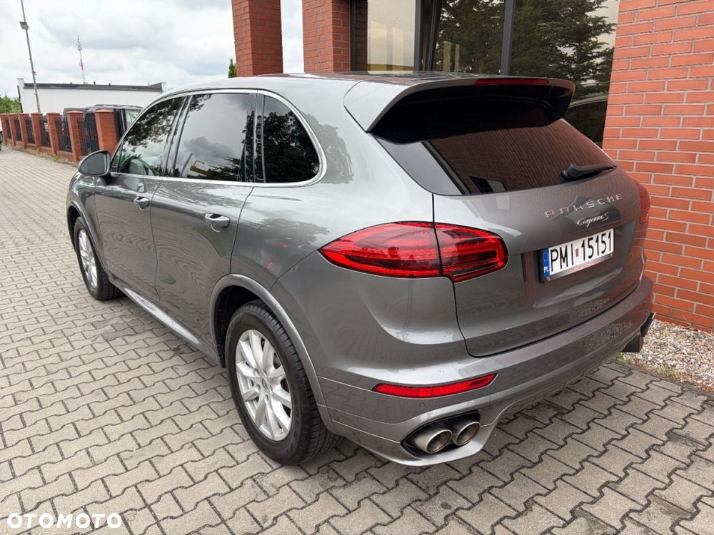 Porsche Cayenne S Diesel - 4