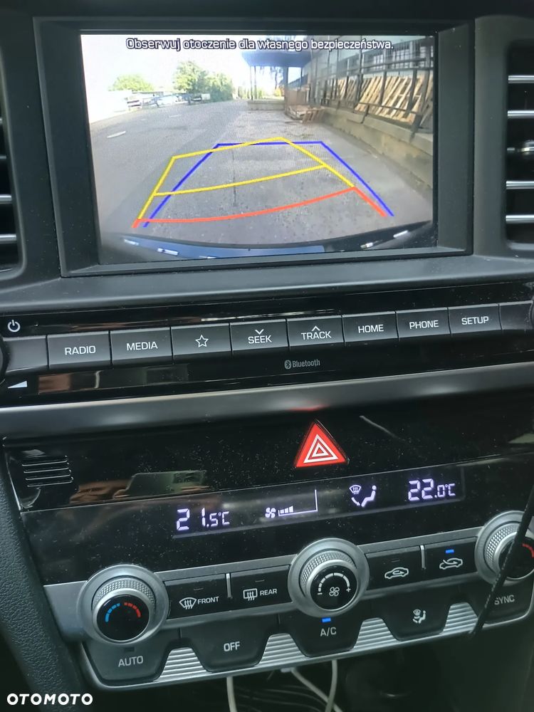 Hyundai Elantra - 13