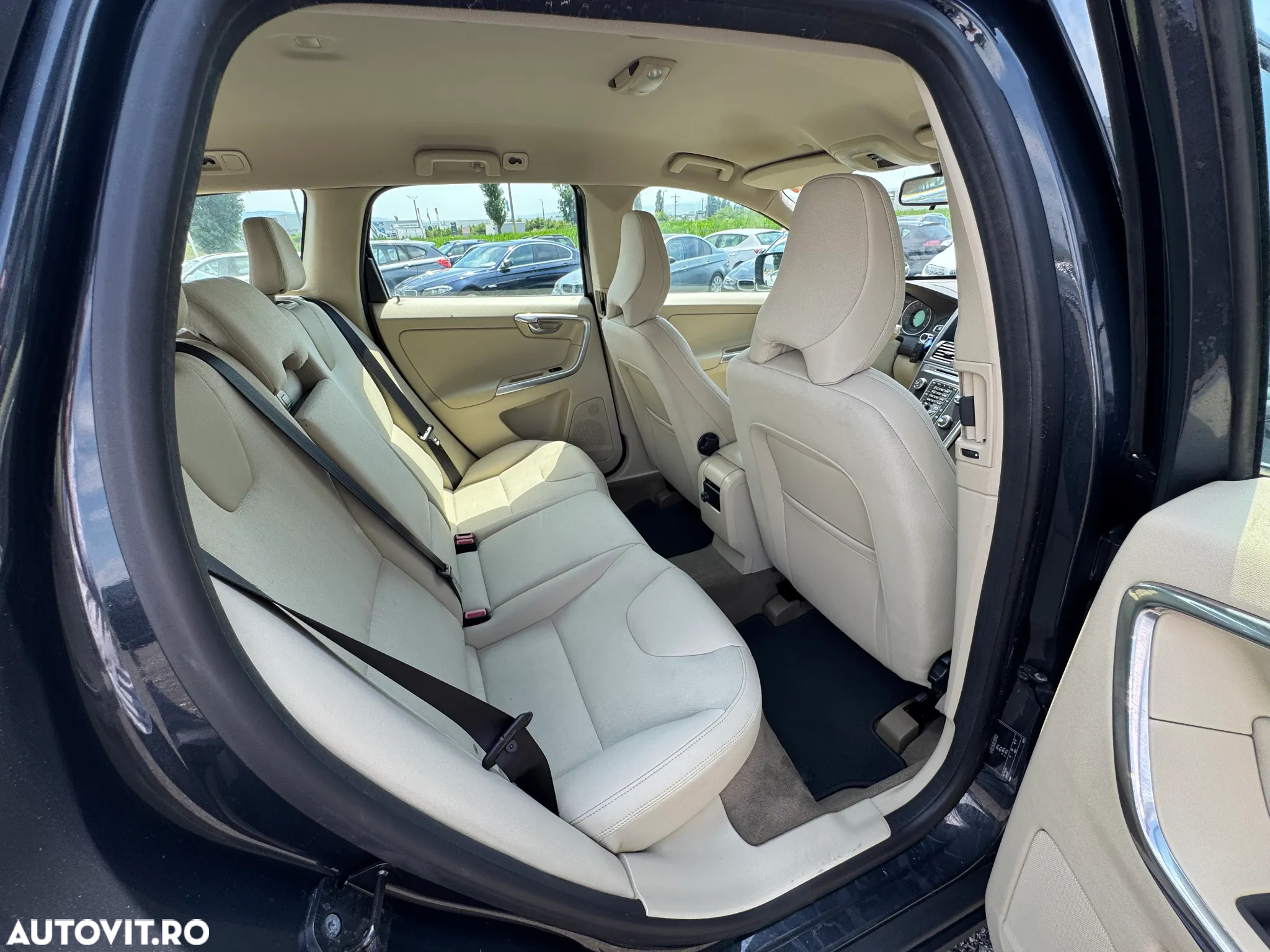 Volvo XC 60 D3 Geartronic Kinetic - 20