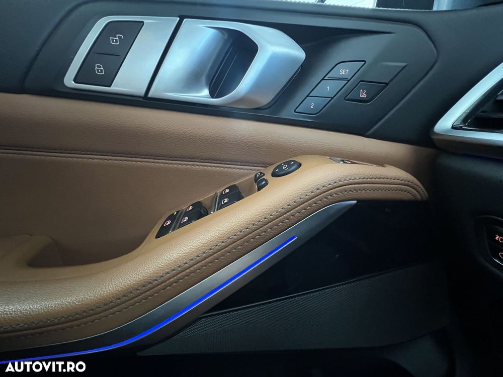 BMW X5 xDrive30d - 23