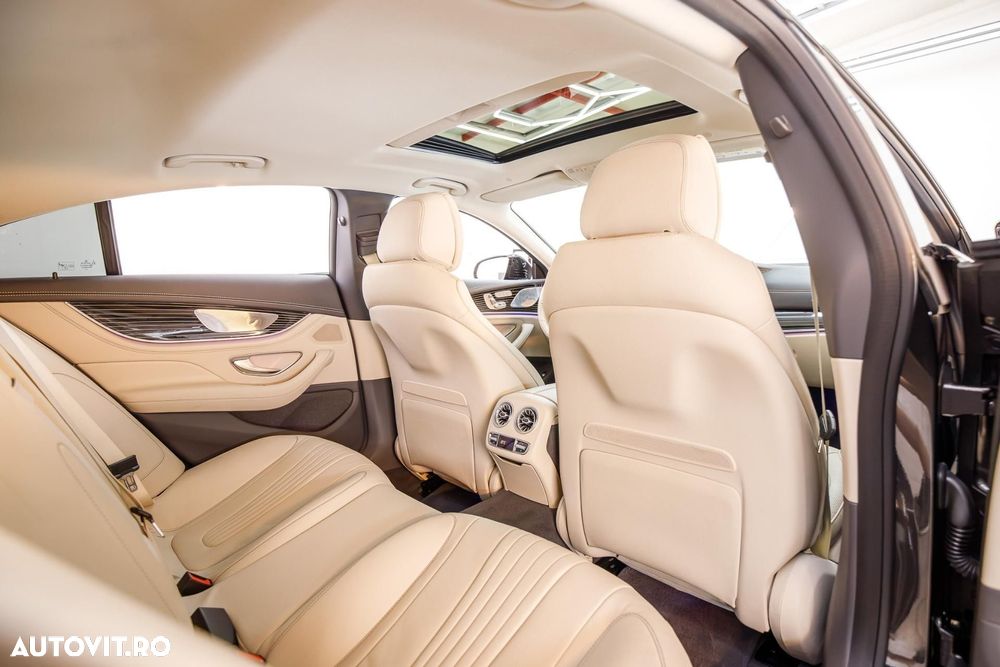 Mercedes-Benz CLS 400 d 4MATIC 9G-TRONIC AMG Line - 14