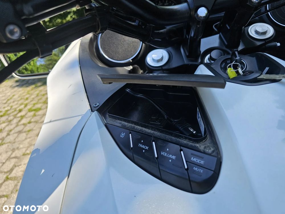 Honda CTX - 19