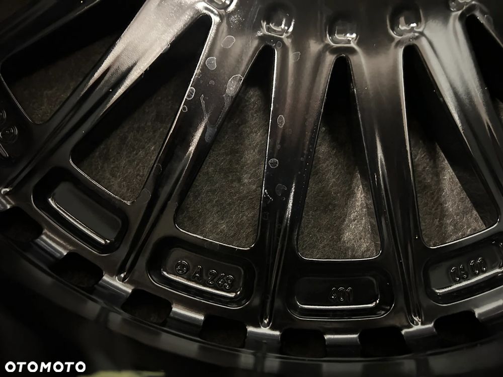 Alufelga Mercedes EQB AMG 20 cali 5x112 aszt. A2434010600 - 9