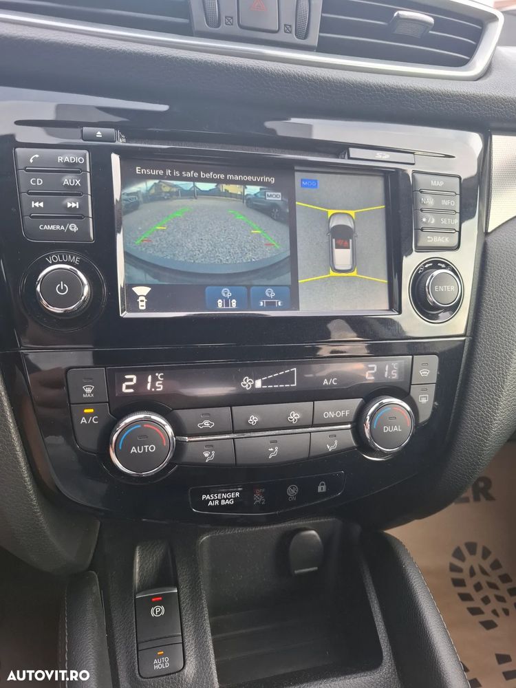 Nissan Qashqai DIG-T Start/Stop Tekna - 18