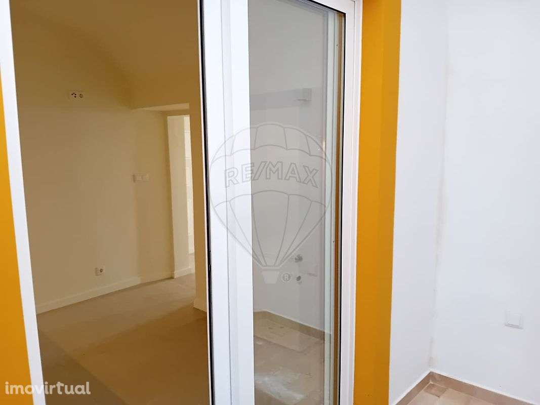 Moradia T2 para arrendamento - Grande imagem: 2/26