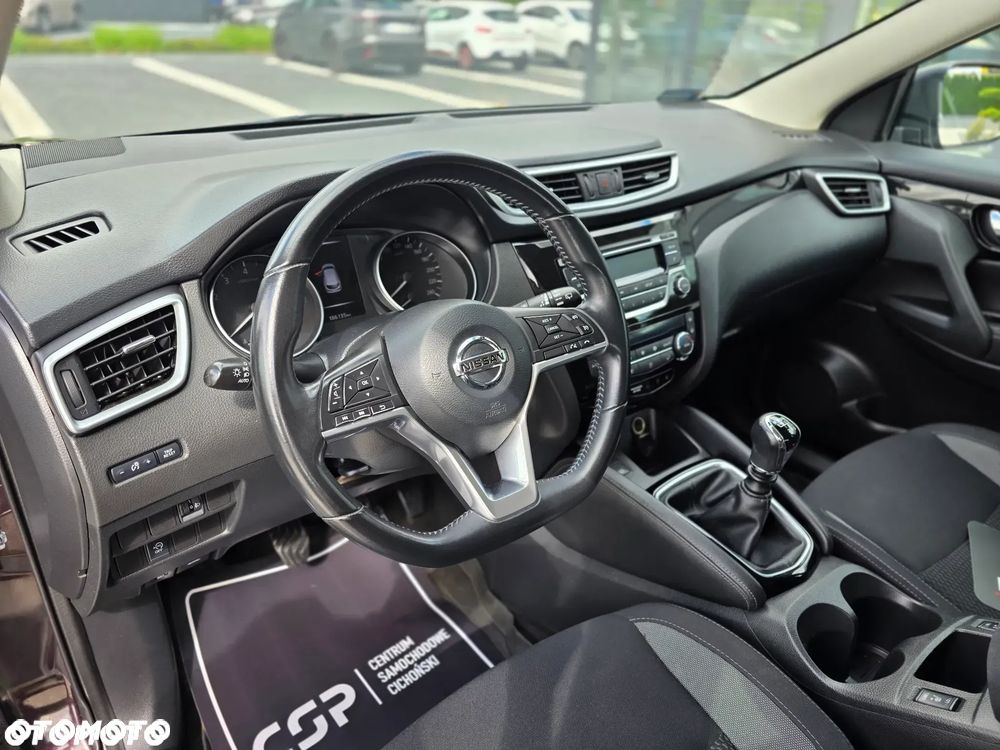 Nissan Qashqai 1.2 DIG-T Tekna EU6 - 16