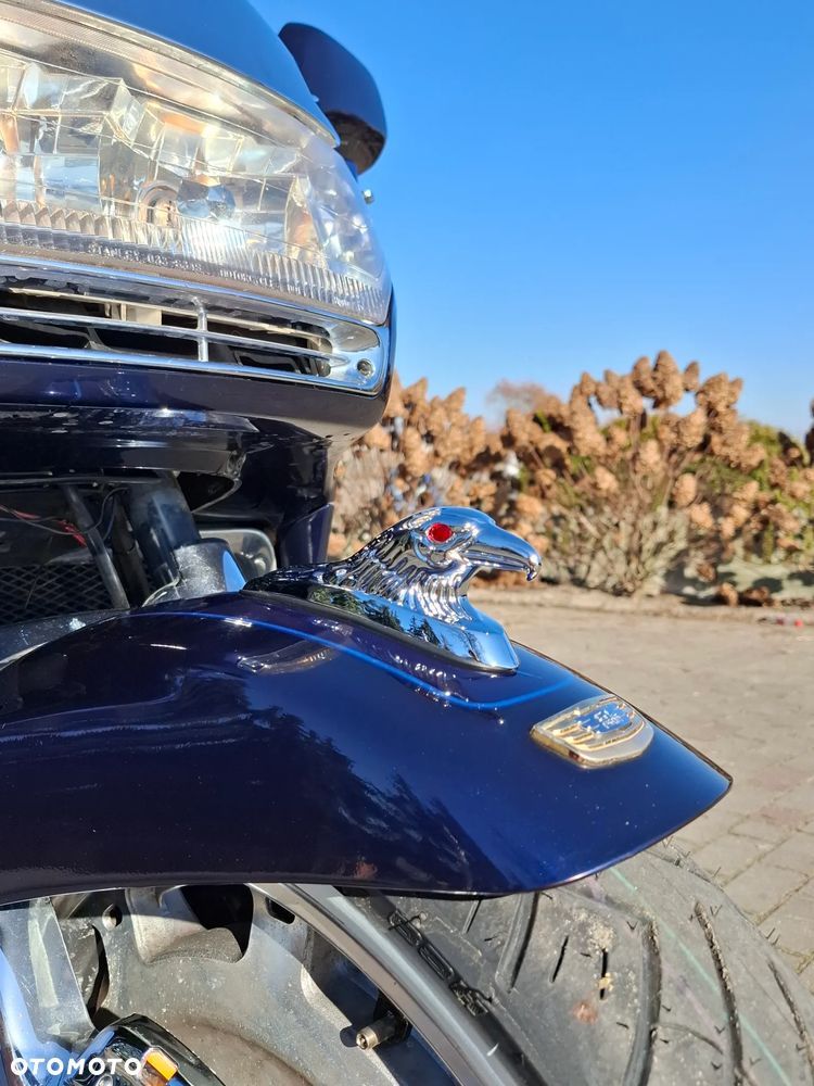 Honda GL - 22