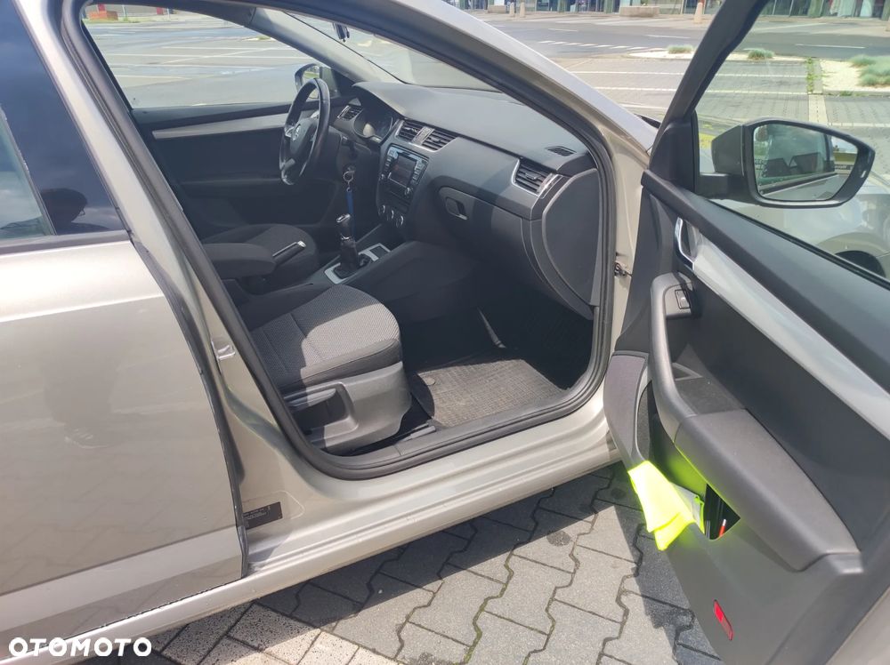 Skoda Octavia 1.6 TDI Ambition - 23