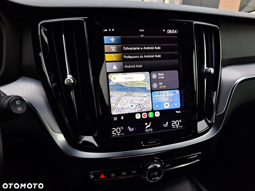 Volvo V60 D4 Momentum Pro - 34