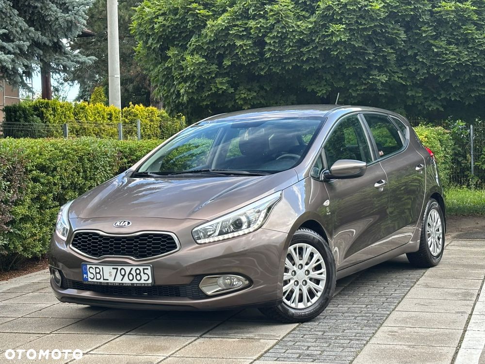 Kia Ceed 1.6 GDI Edition 7 - 10