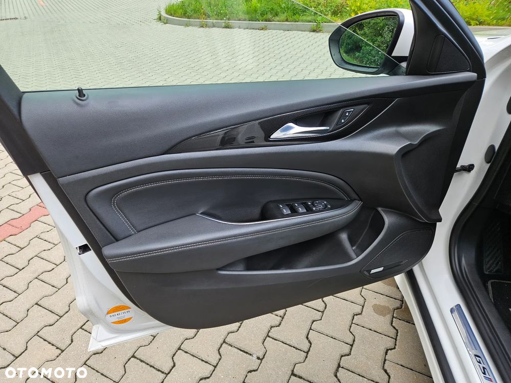 Opel Insignia 2.0 BiTurbo D 4x4 Automatik GSI - 28