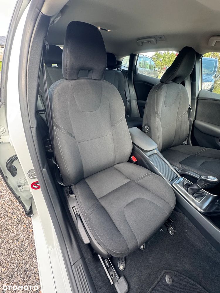 Volvo V40 - 15