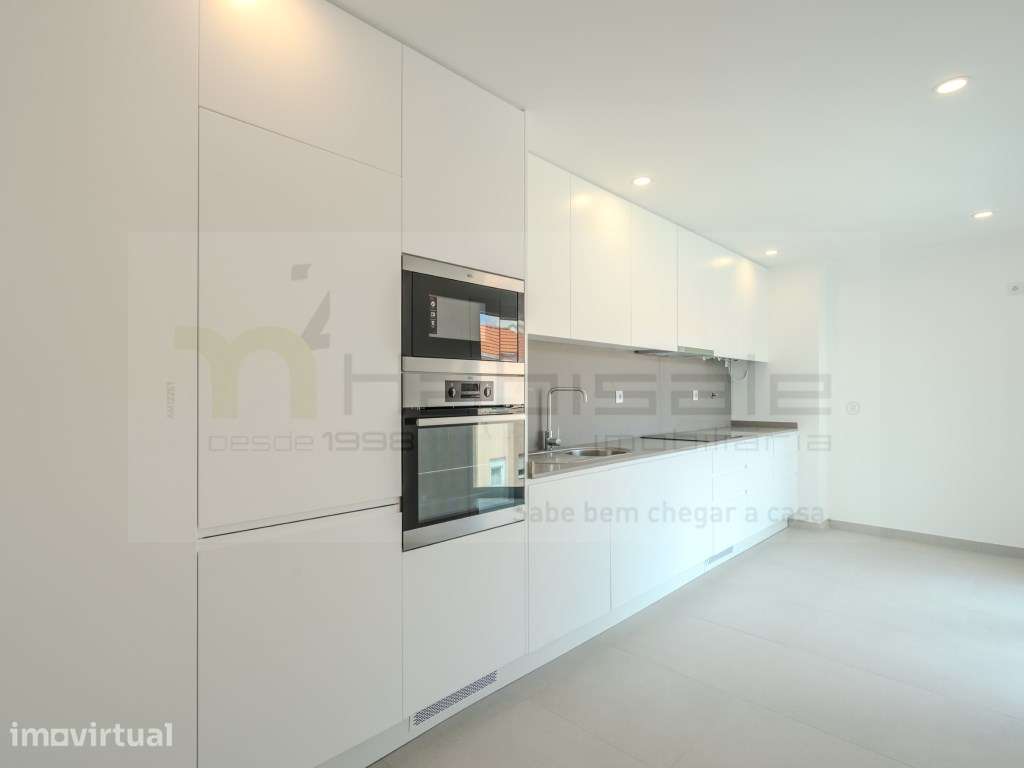 Apartamento T3 No Centro da Amadora - Grande imagem: 2/26