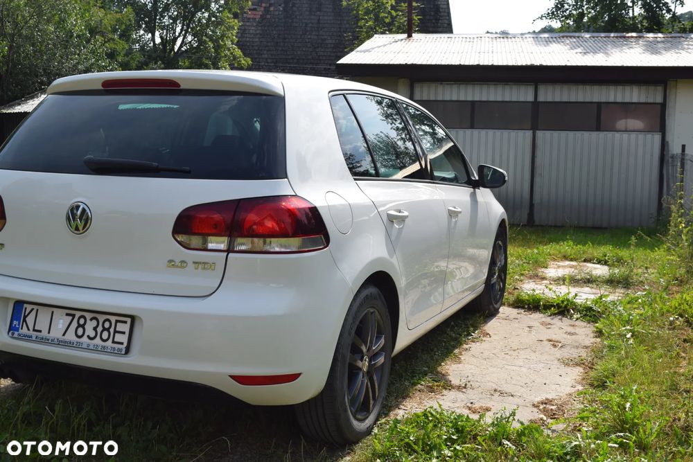 Volkswagen Golf 2.0 TDI Highline - 11