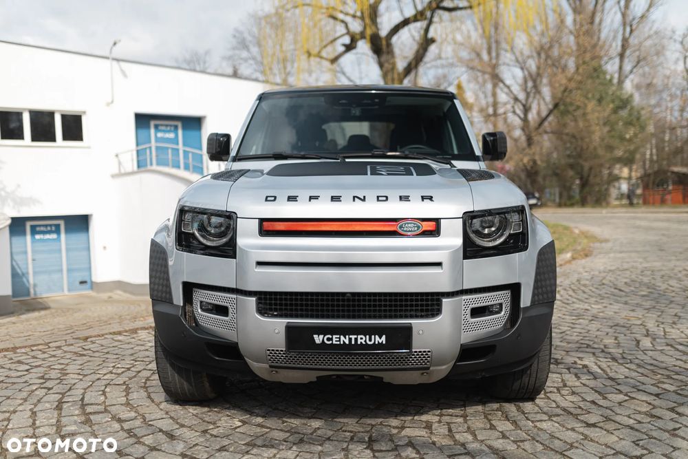 Land Rover Defender 3.0 P400 mHEV First Edition - 5
