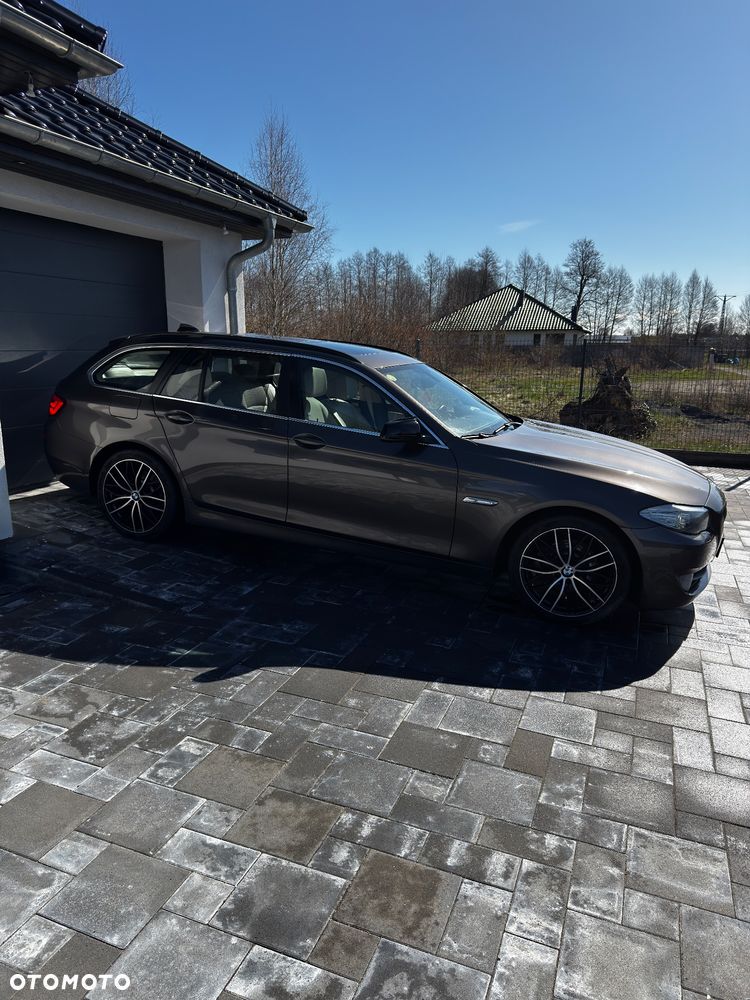 BMW Seria 5 520d Blue Performance - 17