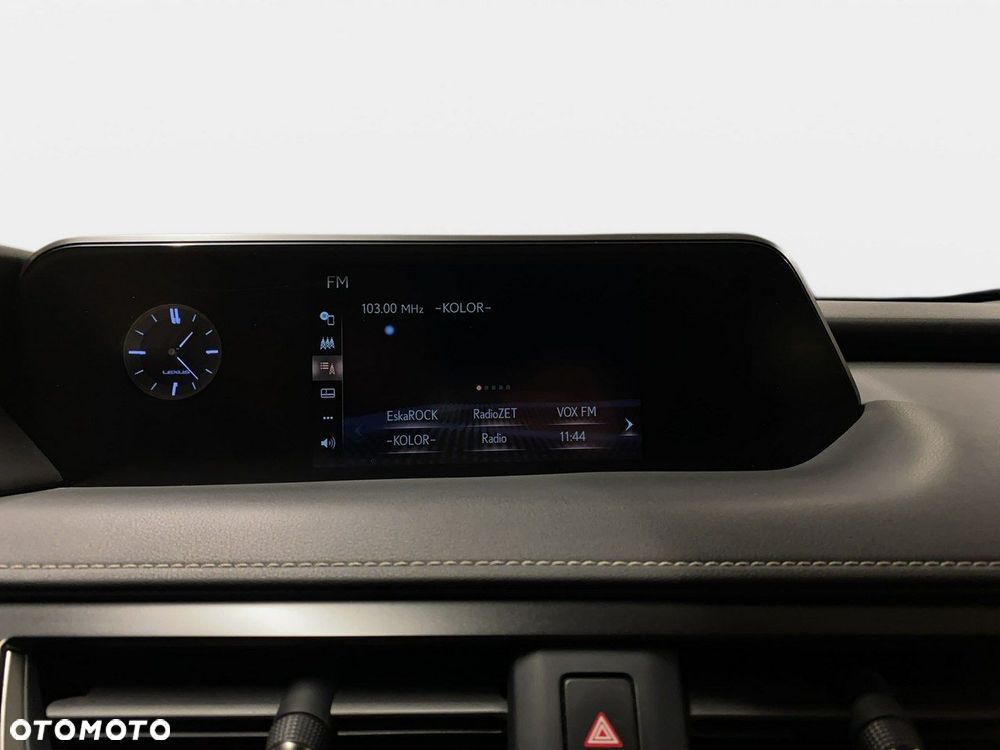 Lexus UX - 28