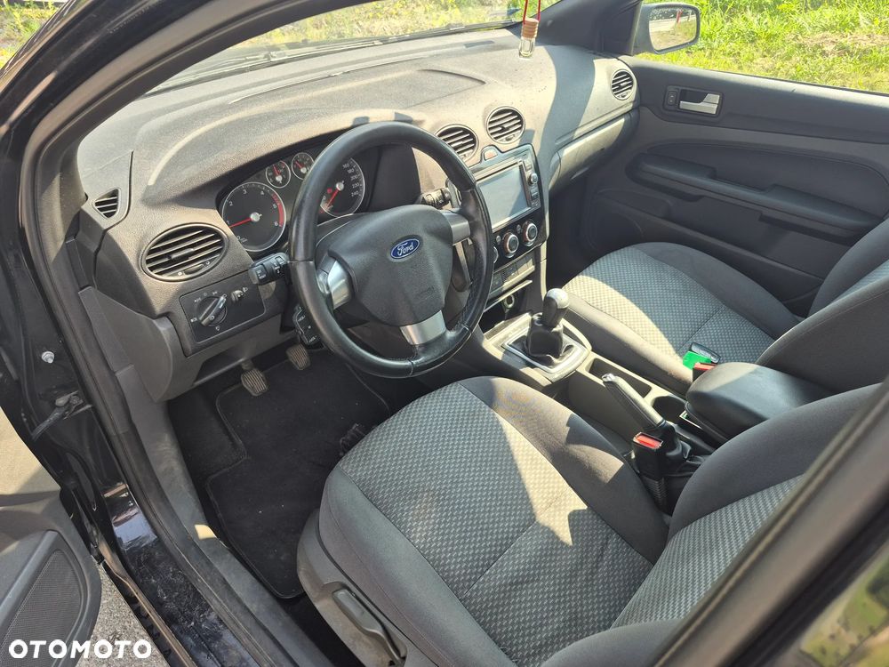 Ford Focus 1.6 16V Ambiente - 10