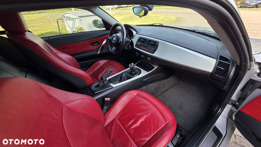 BMW Z4 3.0si - 18