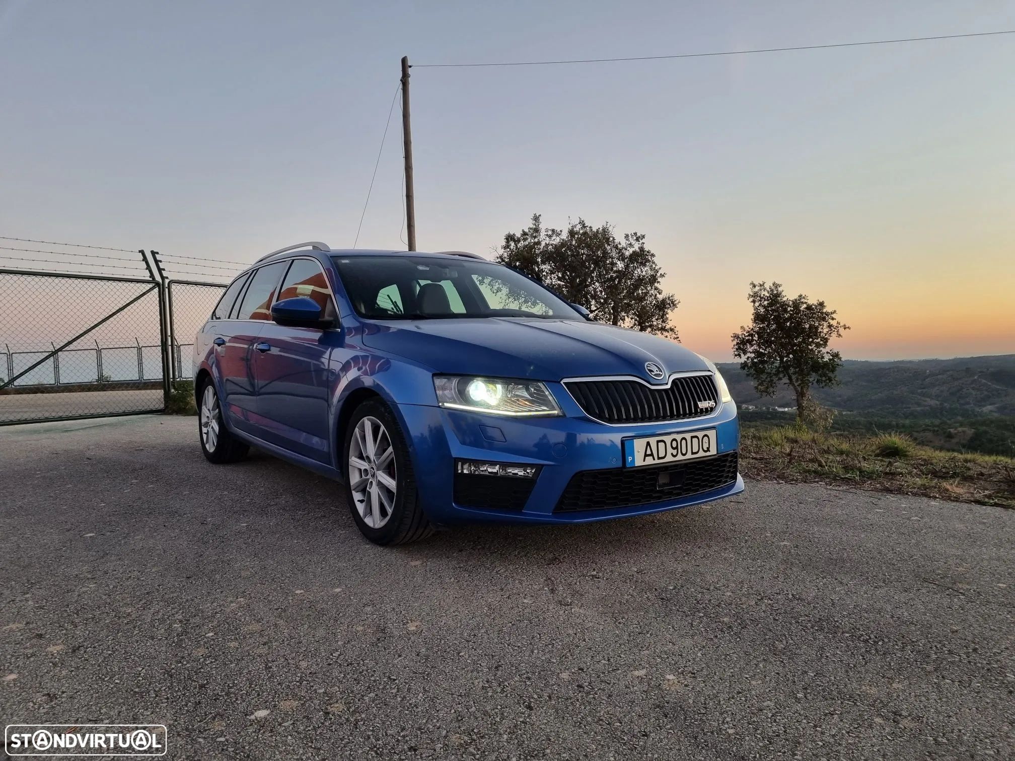 Skoda Octavia Break 2.0 TDI 4x4 DSG RS - 1