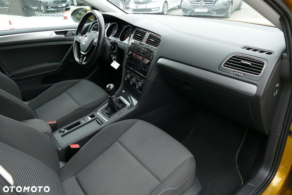 Volkswagen Golf 1.0 TSI Highline - 22