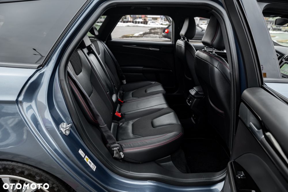 Ford Mondeo 2.0 EcoBlue ST-Line - 24