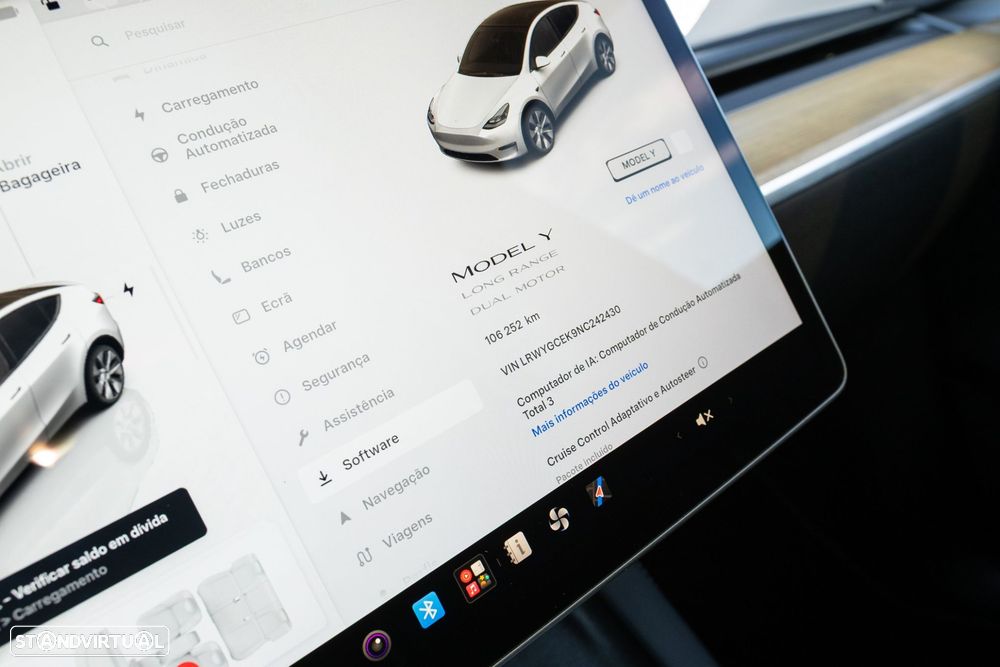 Tesla Model Y Long Range Dual Motor AWD - 25