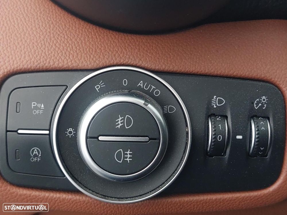 Alfa Romeo Giulia 2.2 D - 22