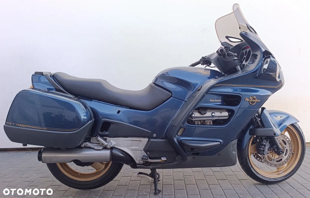 Honda ST - 7