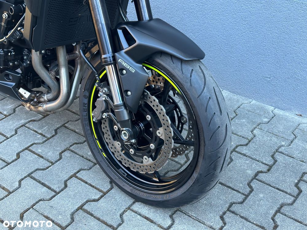 Kawasaki Z 900 - 23