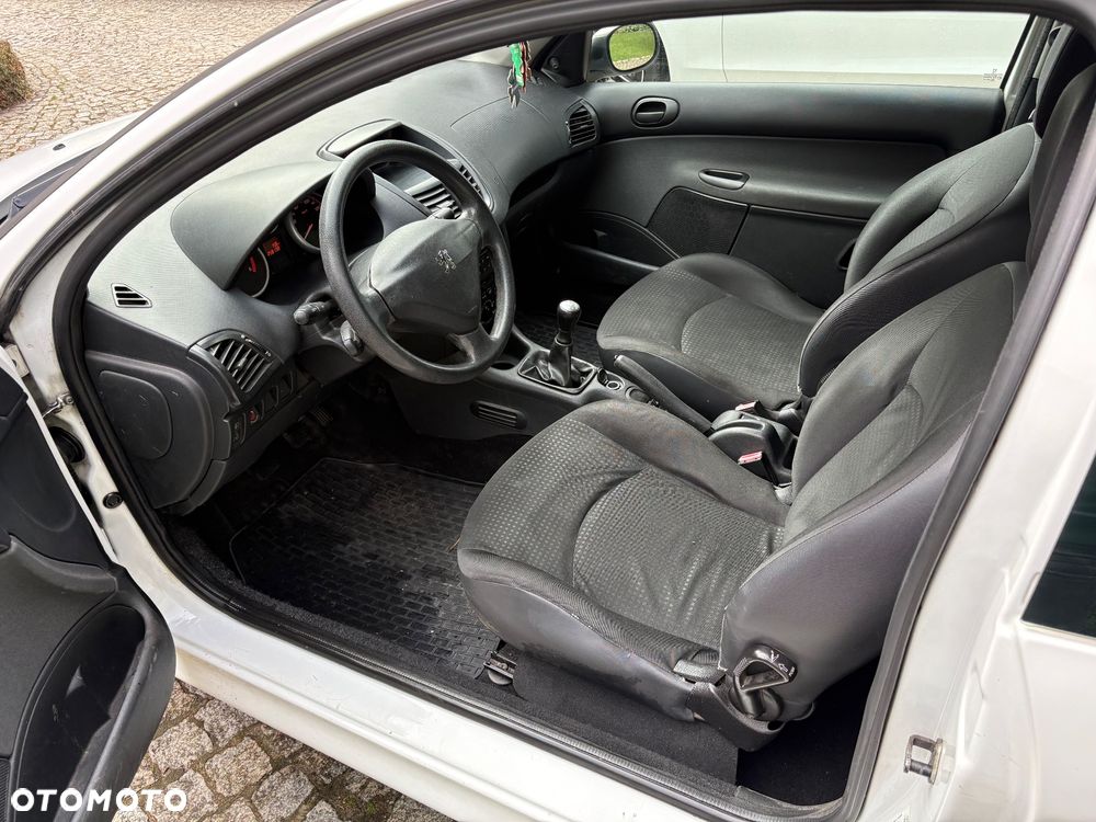 Peugeot 206 plus 1.4 HDI Presence Euro5 - 7