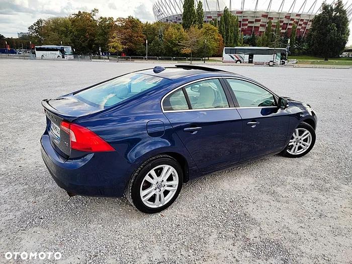 Volvo S60 2.5 T5 - 13