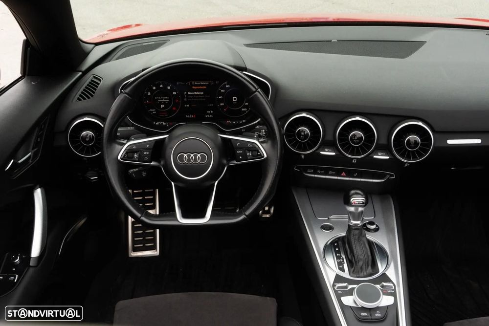 Audi TT Roadster - 12