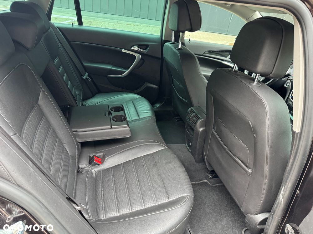 Opel Insignia 2.0 CDTI Cosmo S&S - 24
