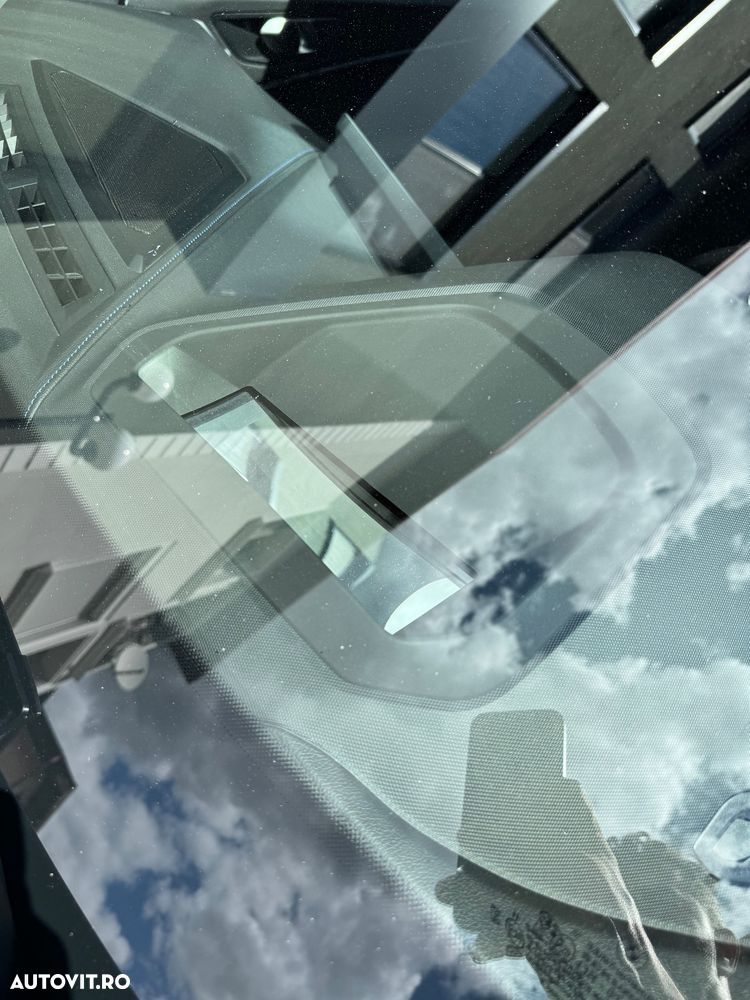 BMW M1 M135i xDrive - 9