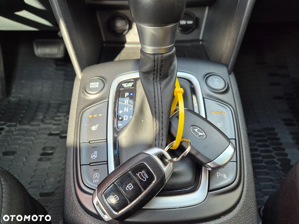 Hyundai Kona - 37
