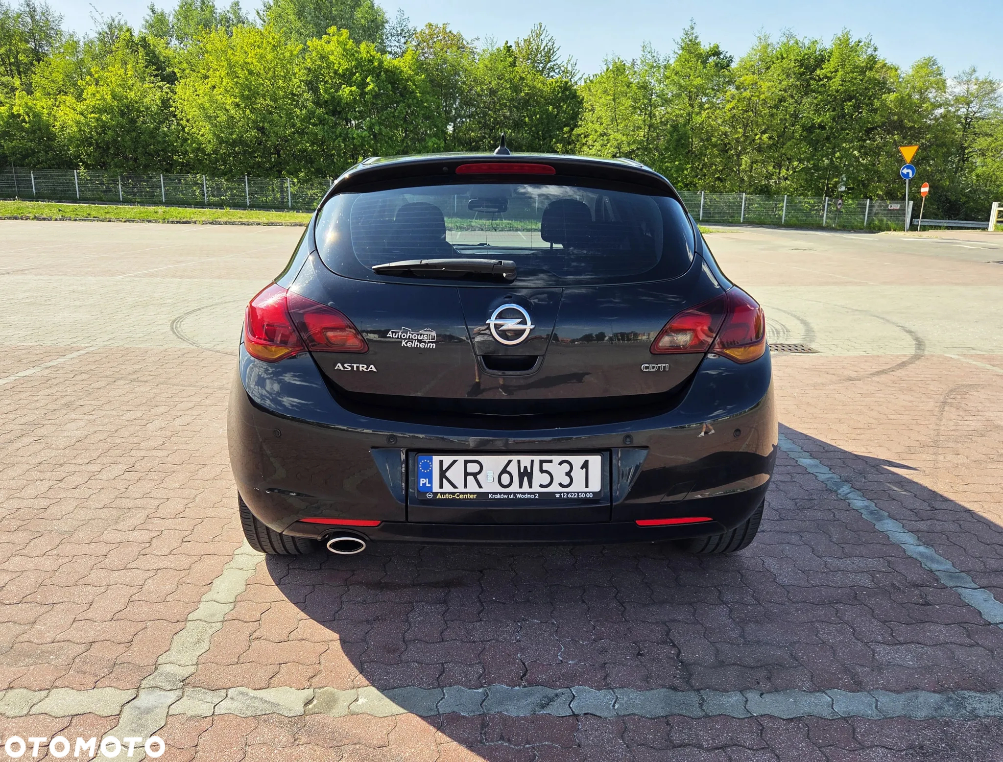 Opel Astra IV 2.0 CDTI Cosmo - 9