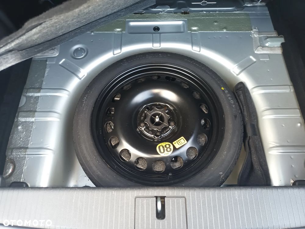 Opel Astra 1.6 Enjoy - 22