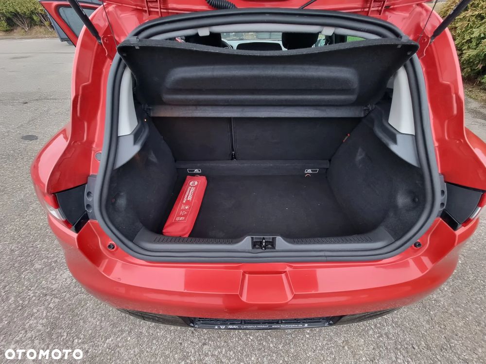 Renault Clio 1.2 16V Limited EU6 - 13