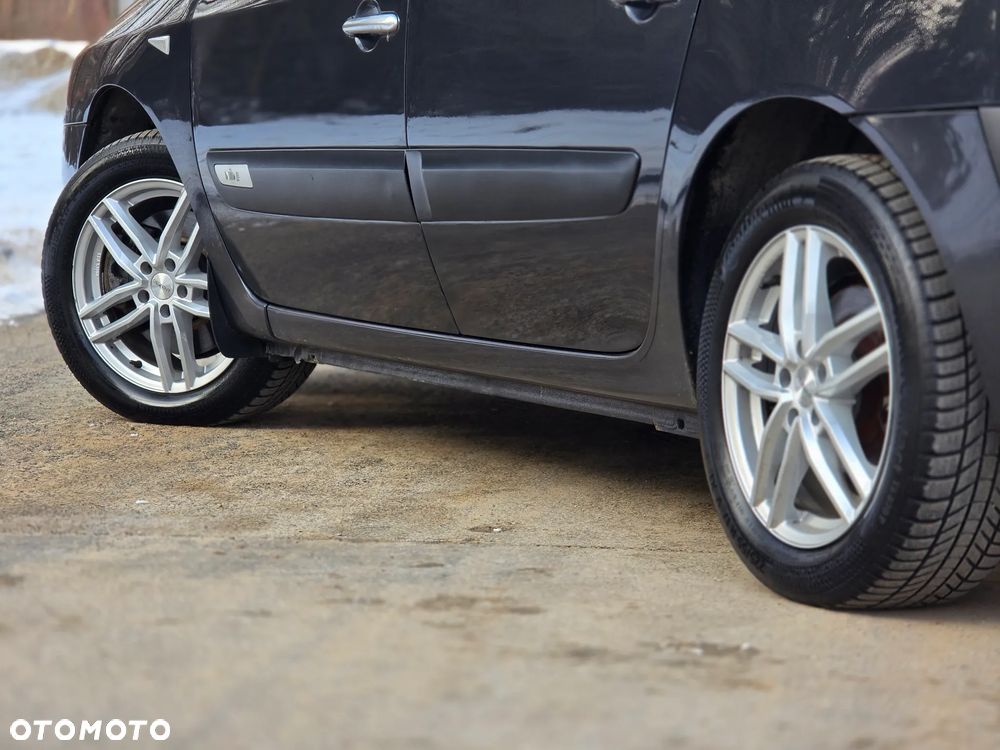 Renault Espace 2.0 dCi FAP Initiale - 35