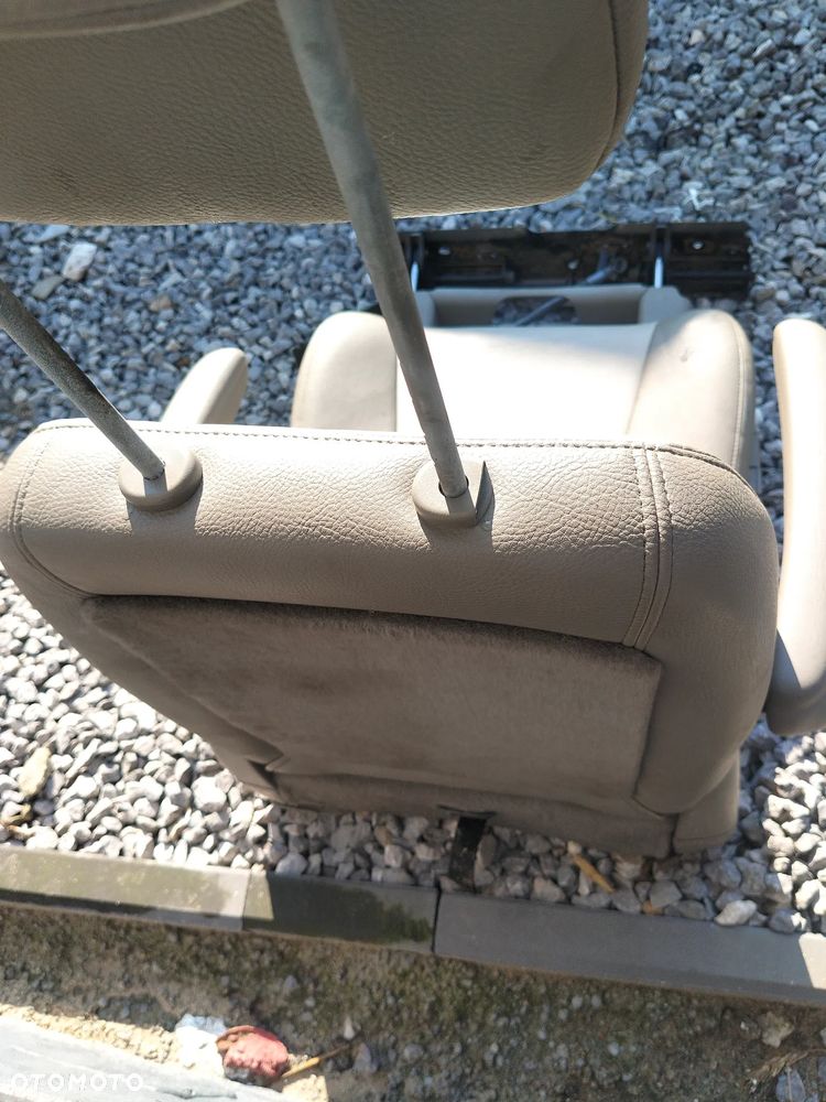 FOTEL DO CIĄGNIKA SKÓRZANY - 8