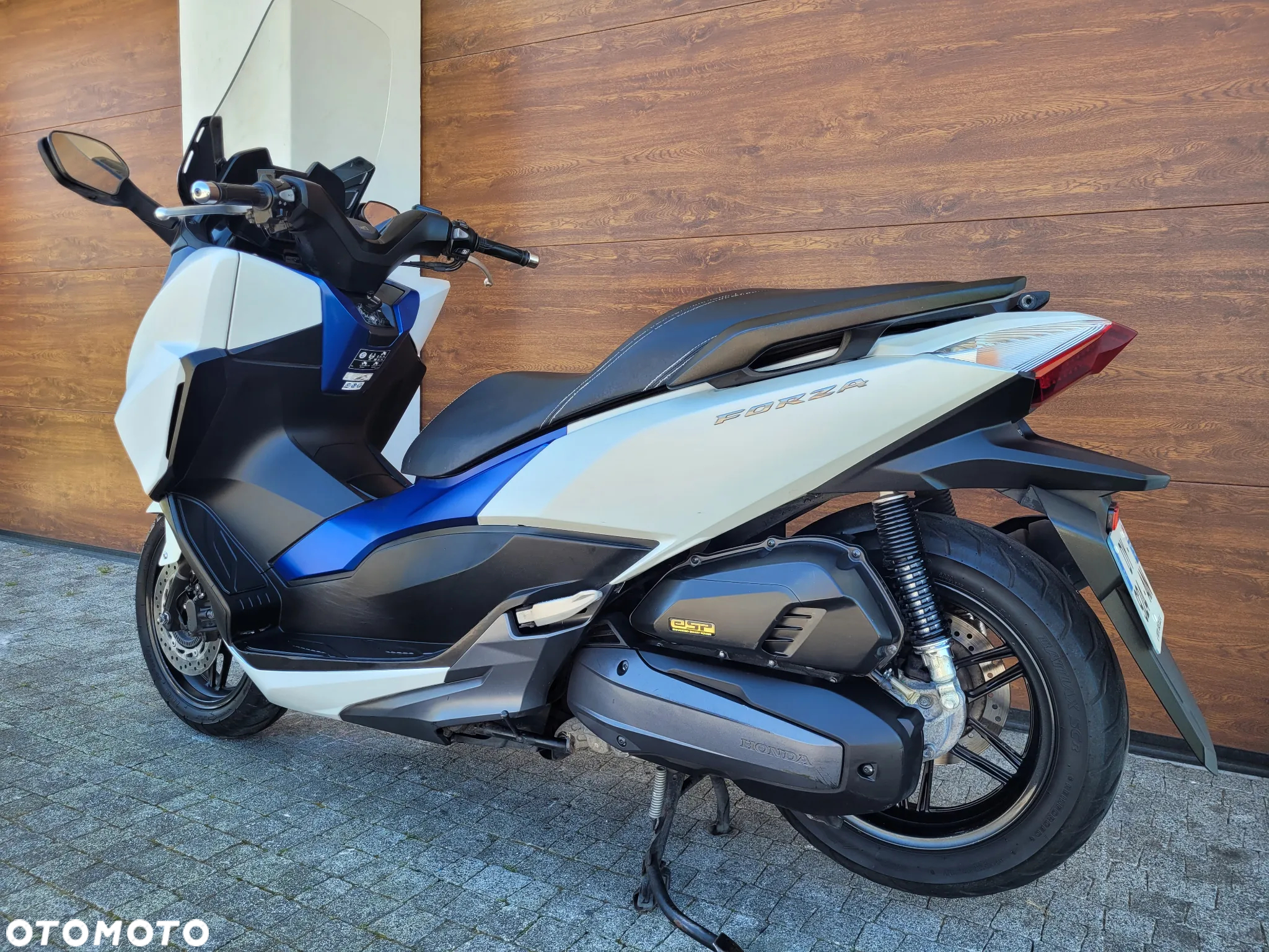 Honda NSS - 12