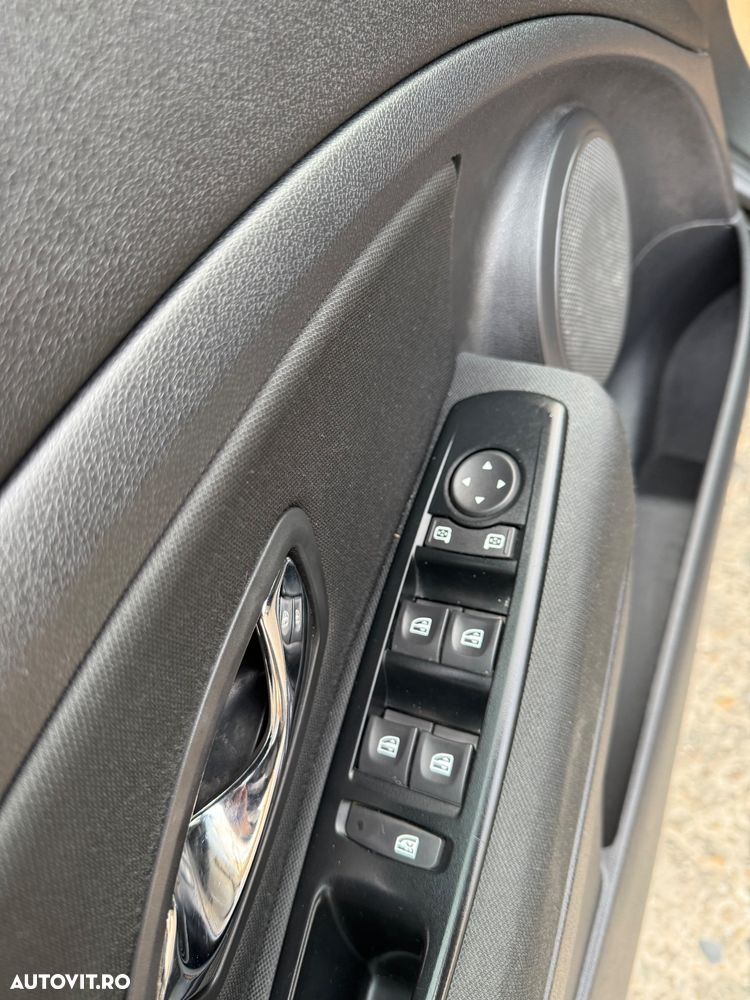 Renault Megane ENERGY dCi 110 Start & Stop Dynamique - 37