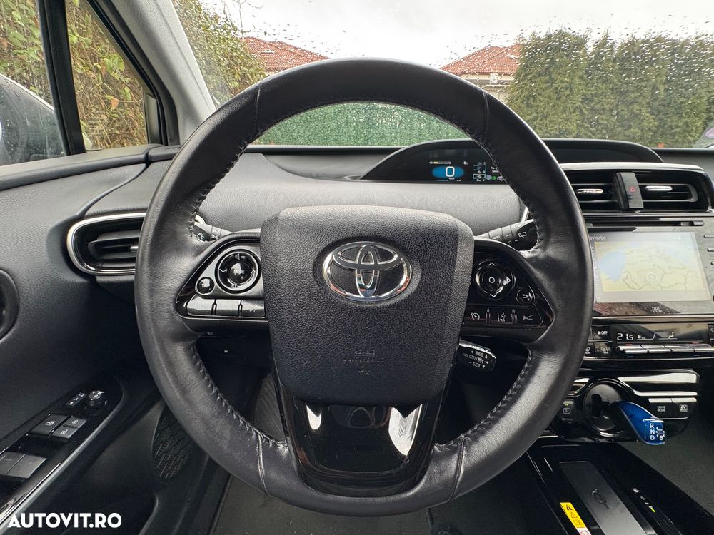 Toyota Prius - 12