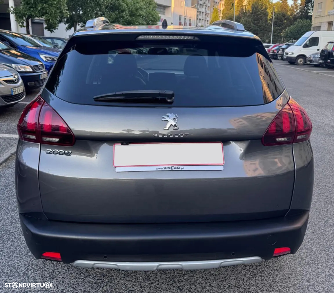 Peugeot 2008 1.2 PureTech Allure EAT6 - 7