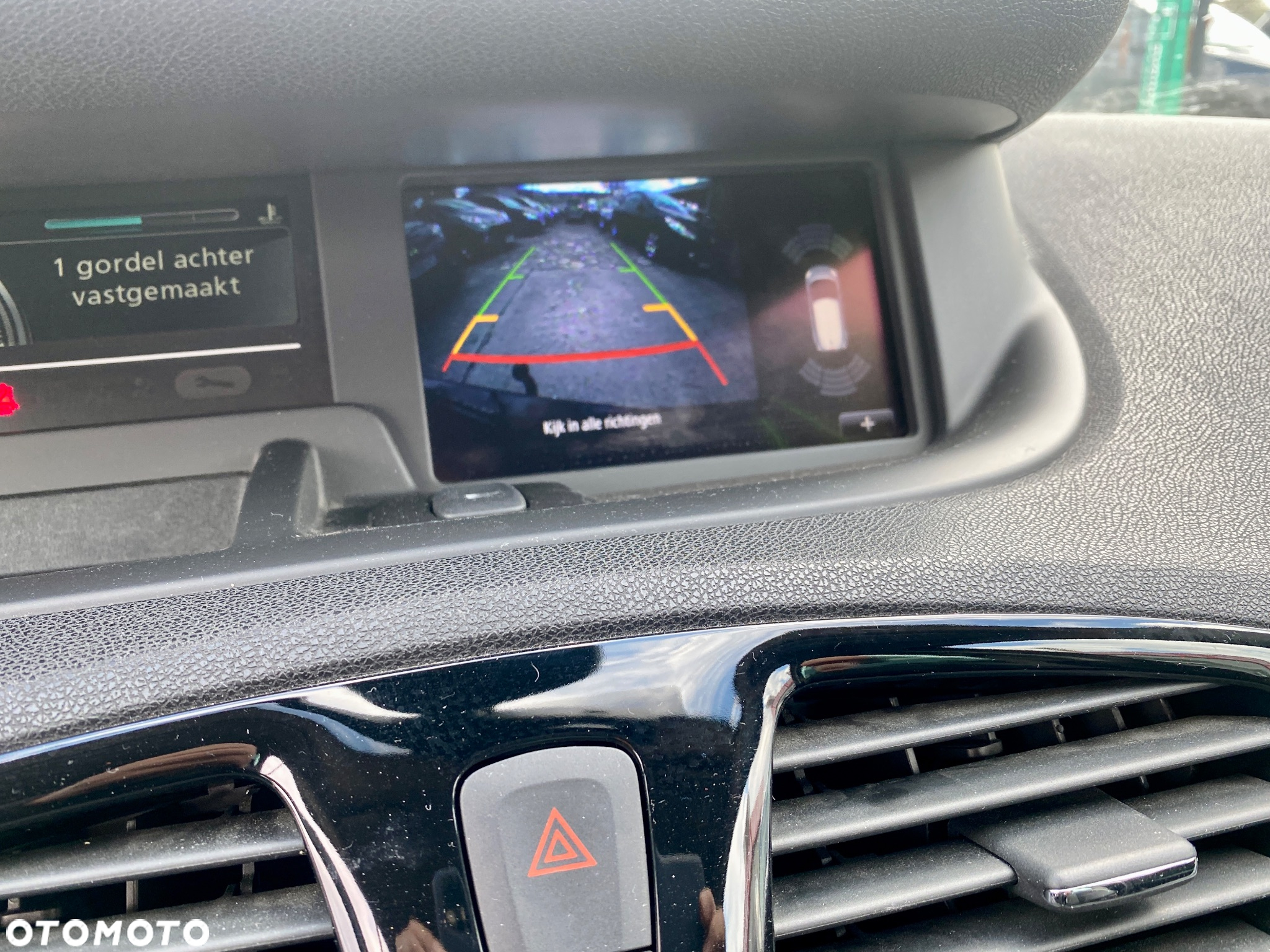 Renault Scenic ENERGY TCe 130 S&S Bose Edition - 21