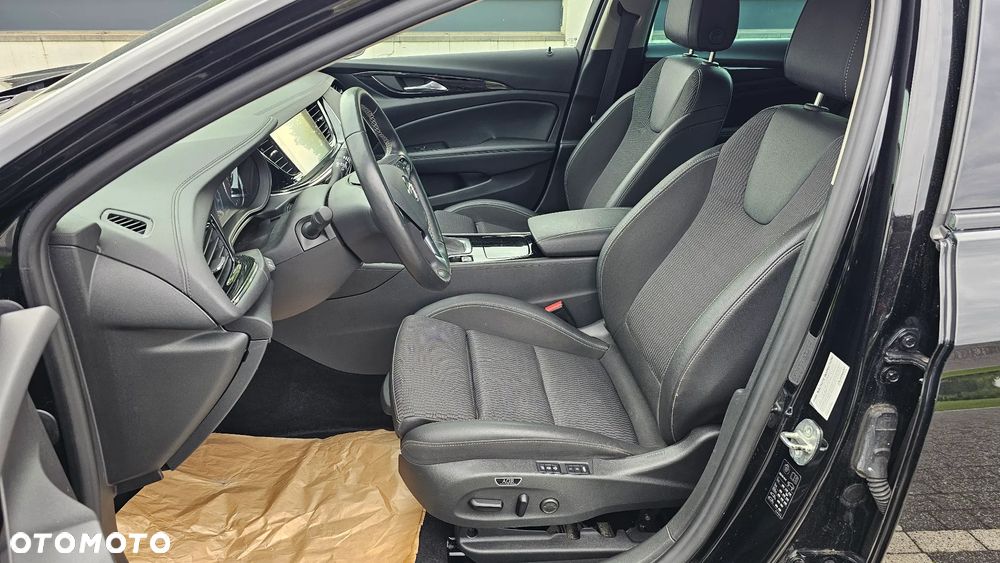 Opel Insignia 1.6 T Exclusive S&S - 9