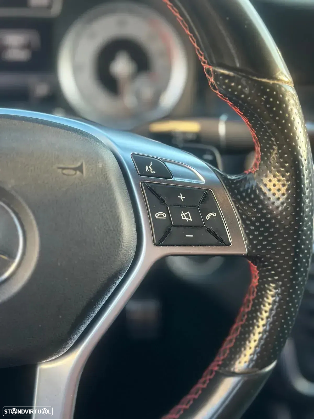 Mercedes-Benz A 180 d AMG Line - 12